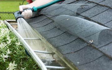Saith Ffynnon gutter cleaning costs